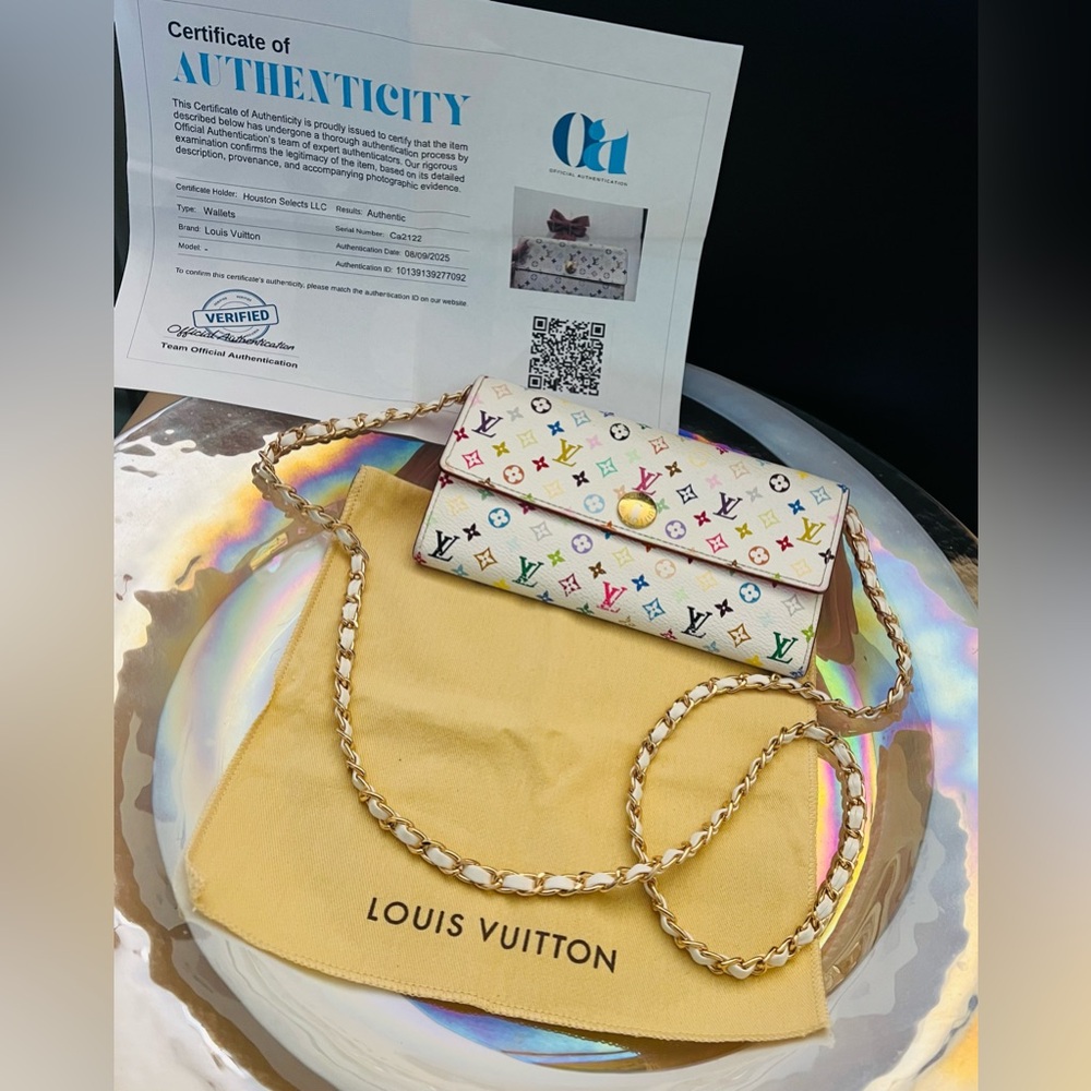 ⭐️New Year Sale!⭐️Authentic Louis Vuitton Monogram Multicolor Sarah Wallet w/COA